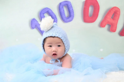 五家渠四个月宝宝老吐奶